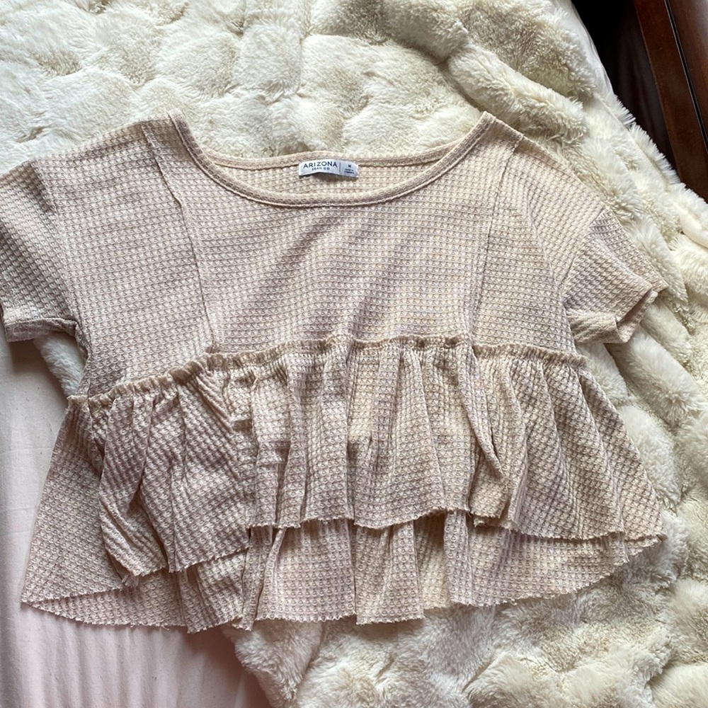 Cream flowy top good for family events